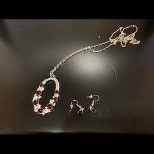 Necklace and earring sets